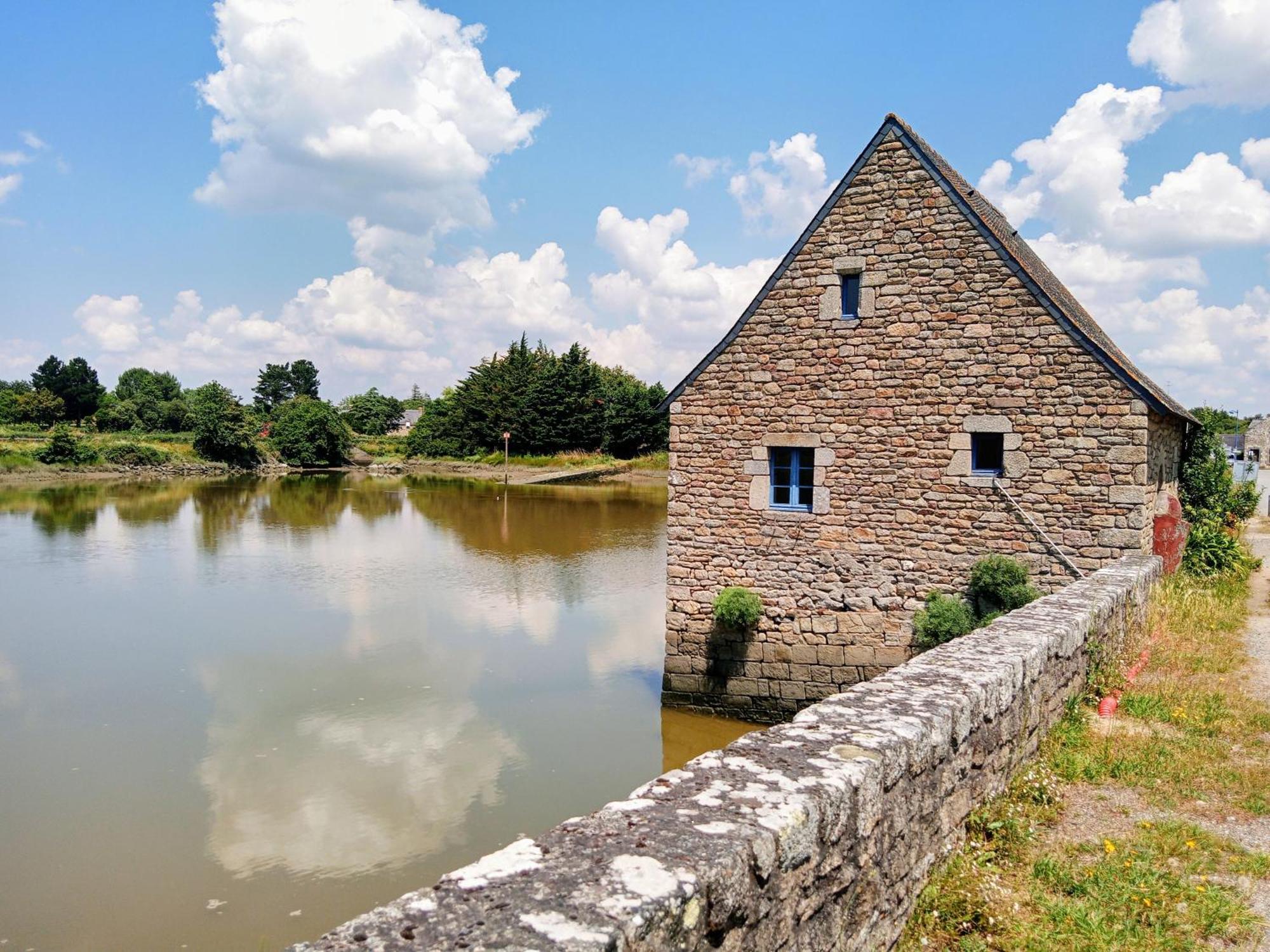 L Ideal 10 Mn Vannes Linge De Lit, Serviettes Inclus Wifi Parking Gratuit Noyalo Exterior photo